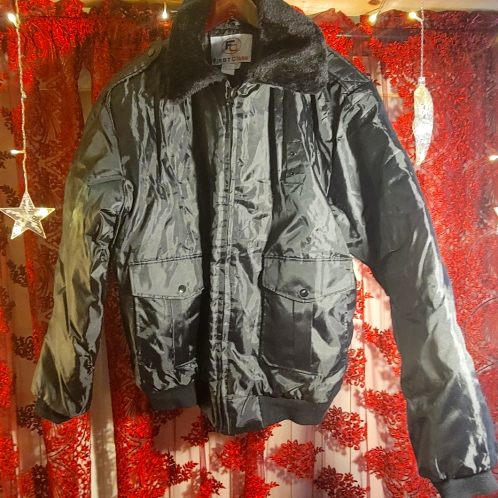 JACKET / Class 100% Nylon Oxford All Season Deluxe Bomber Jacket XL NEW